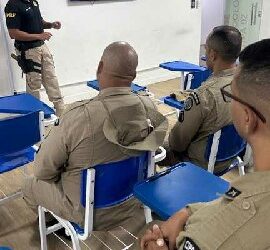 Fiscalização nas estradas e cursos, a PRF, está sempre mantendo conhecimento e segurança