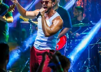 Ano Novo em Porto Seguro: Parangolé e muita festa na Passarela da Cultura