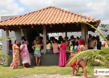 A revolta na porta do presídio é muito grande, são muitas perguntas e sem respostas.