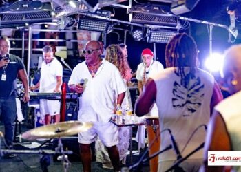 Porto Seguro celebra Ano Novo com shows e espetáculo de luzes