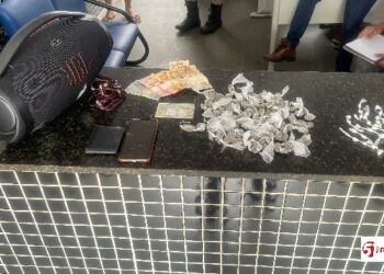 43ª CIPM realiza prisão por tráfico de drogas, em Itamaraju.