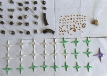 Bandidos fugiram, mas ficaram sem as drogas.