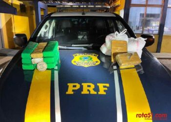 Mulher aceita transportar drogas como forma de pagar uma dívida e acaba presa pela PRF em Feira de Santana (BA)