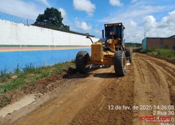 Ruas dos bairros Porto Alegre 2 e Parque Ecológico recebem serviços de manutenção