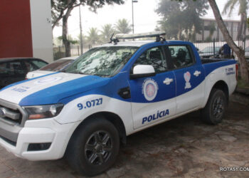 PMBA apreende drogas e arma em Teixeira de Freitas