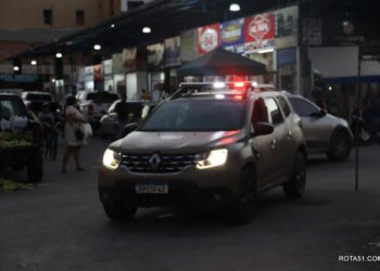 PMBA detém homens com SUBMETRALHADORA 9 MM em Itamaraju