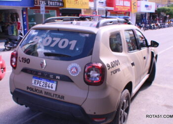 PMBA APREENDE DROGAS EM EUNÁPOLIS/BA