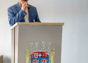 Secretário da Casa Civil leva mensagem do prefeito na reabertura dos trabalhos da Câmara Municipal