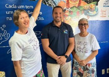 Secretaria de Turismo reforça combate ao uso de aves em práticas comerciais nas praias de Porto Seguro