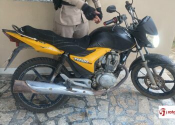 PMBA REALIZA AÇÃO E RECUPERA VEÍCULO COM RESTRIÇÃO DE FURTO E ROUBO