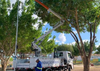 Praça da Colônia é requalificada e o distrito recebe grande ação de serviços públicos