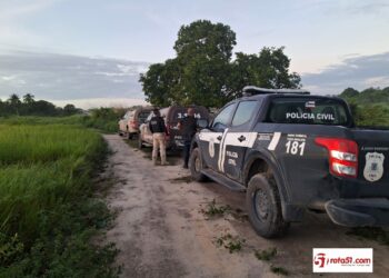 Polícia Civil investiga atentado contra carro do presidio, bandidos queriam matar o atual diretor da referida instituição.