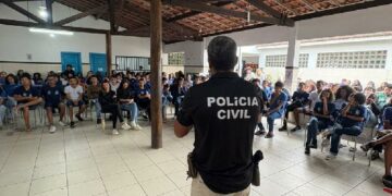 POLÍCIA CIVIL PARTICIPA DO CICLO DE ATIVIDADES ANTI-BULLYING DO COLÉGIO ESTADUAL DE ARRAIAL D’AJUDA