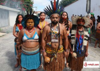 Índios Pataxós reclamam na justiça, o que lhes pertence desde a chegada dos Portugueses ao Brasil.