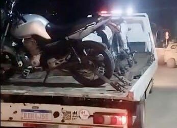 PMBA APREENDE  MOTOCICLETAS POR SITUAÇÃO IRREGULAR