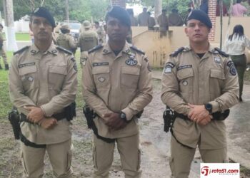 7ª CIPM PARABENIZA SEUS NOVOS TENENTES DA POLÍCIA MILITAR DA BAHIA