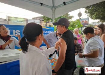Arraiá da Vacinação contra a gripe foi sucesso em Eunápolis