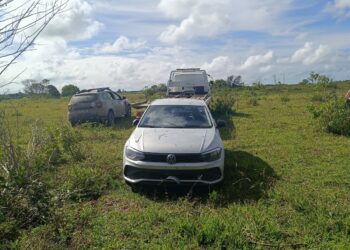 Veículo com restrição de roubo é localizado pela PMBA na cidade de Eunápolis