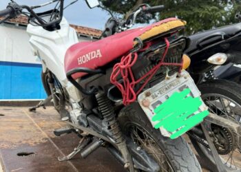 Polícia Militar realiza apreensão de motocicletas durante Operação Harpia em Eunápolis