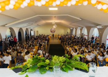 Educação e cidadania: Eunápolis forma mais de 300 alunos com o PROERD