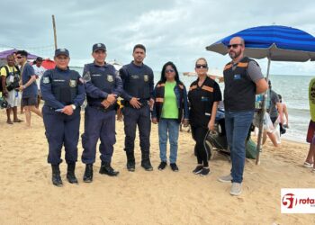 Ação conjunta combate venda de álcool a menores e trabalho infantil na Orla Norte de Porto Seguro