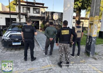 Polícia Civil e Força Nacional prendem foragido da Justiça da Paraíba em Porto Seguro (BA)