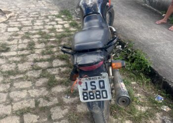 Polícia Militar recupera motocicleta furtada poucas horas após o crime em Medeiros Neto