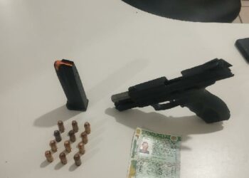 PMBA PRENDE PESSOA POR PORTE ILEGAL DE ARMA DE FOGO