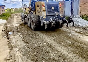 Patrolamento de ruas e estradas vicinais garante melhorias em Agrovila, Trancoso e Itaicipuera