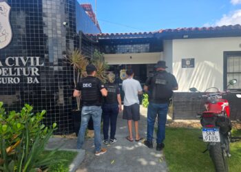 POLÍCIA CIVIL CUMPRE MANDADO JUDICIAL EM PORTO SEGURO NO ÂMBITO DA OPERAÇÃO “ANCORADOURO DIGITAL”