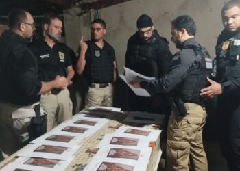 Operação Castelo de Cartas cumpre mandados contra grupo criminoso