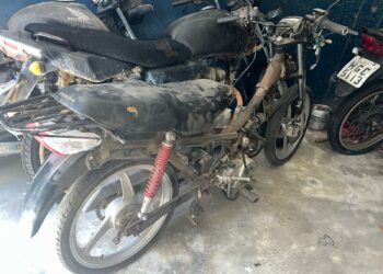 PMBA RECUPERA VEÍCULO ROUBADO E APREENDE PEÇAS IRREGULARES