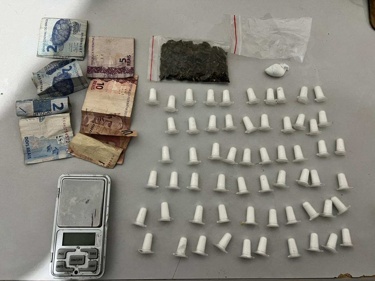 PMBA APREENDE INDIVÍDUO POR TRÁFICO DE DROGAS