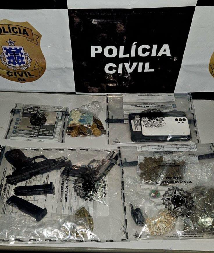 Operação em Ipiaú apreende armas, drogas e prende quatro pessoas