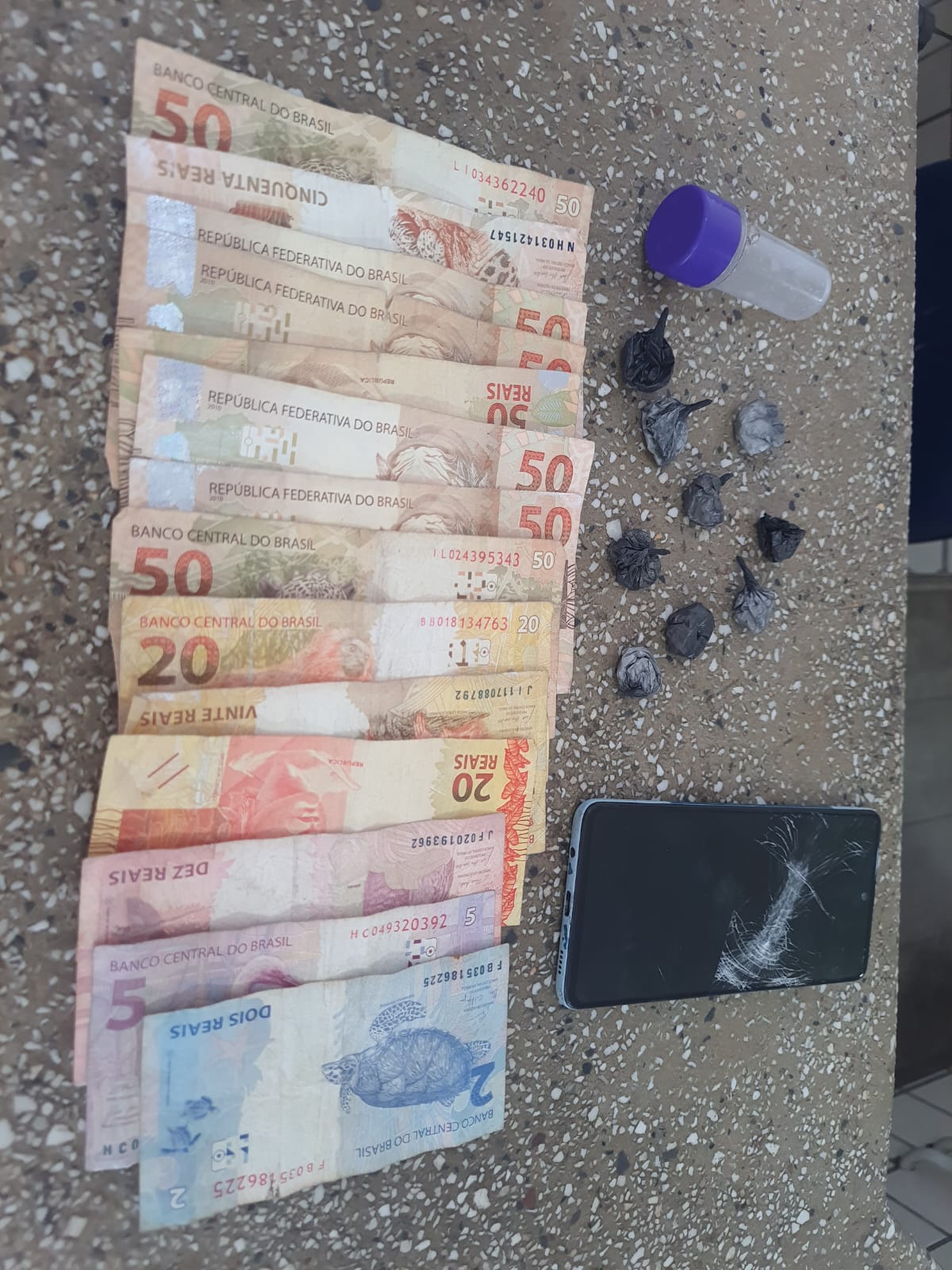 Polícia Militar prende homem com cocaína em Teixeira de Freitas