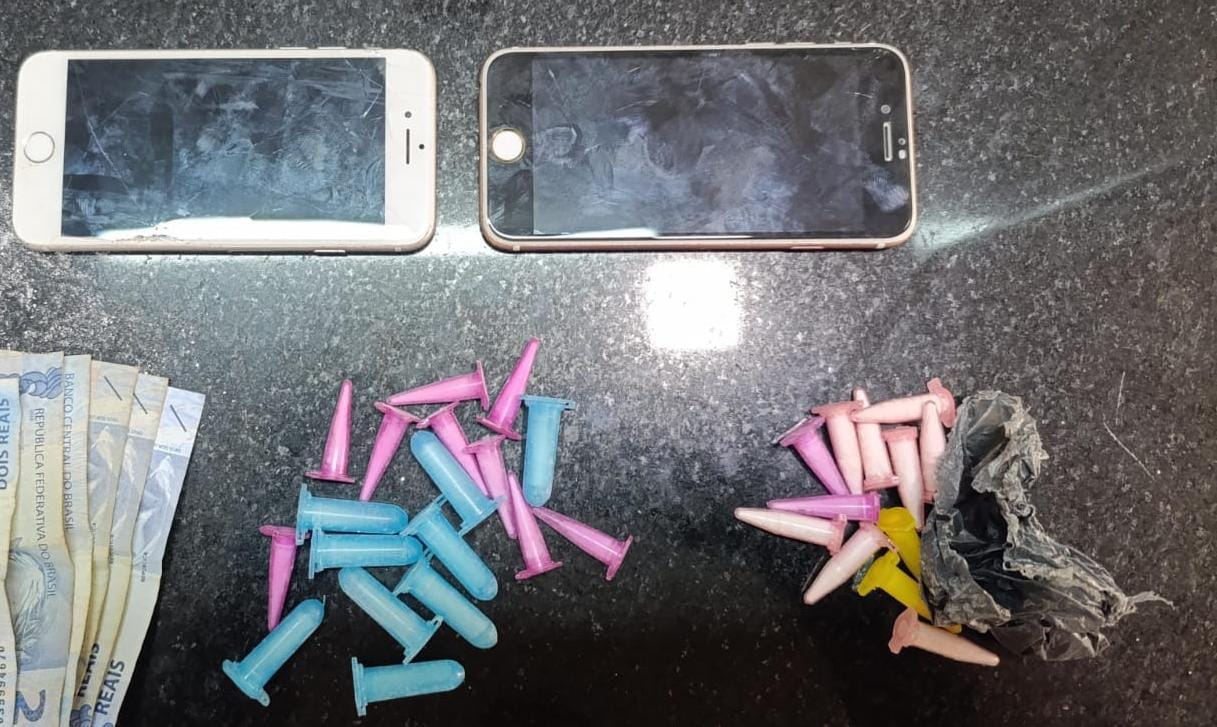 PMBA apreende drogas no bairro Arnaldão em Eunápolis