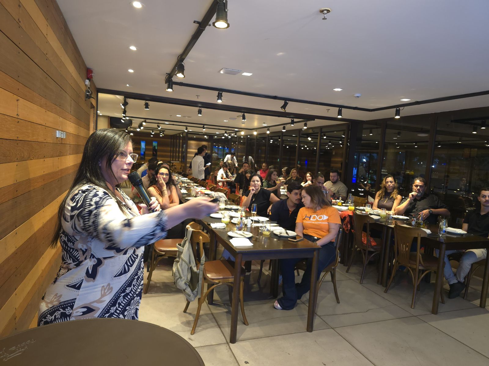 Porto Seguro participa de noite de negócios em Goiânia