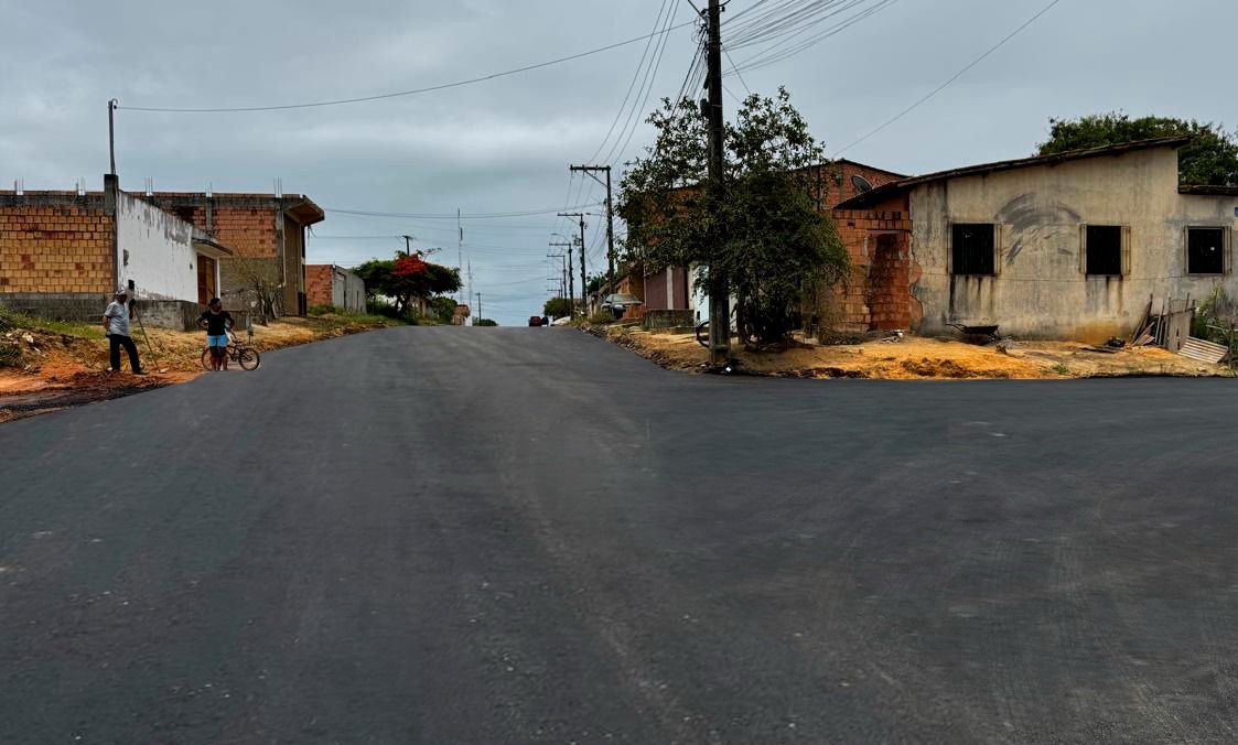 Prefeitura de Eunápolis inicia pavimentação da Avenida Brasil no Alto da Boa Vista