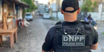 Operação Dose Única prende mulher investigada por tentativa de homicídio, estelionato e uso de documento falso em Salvador