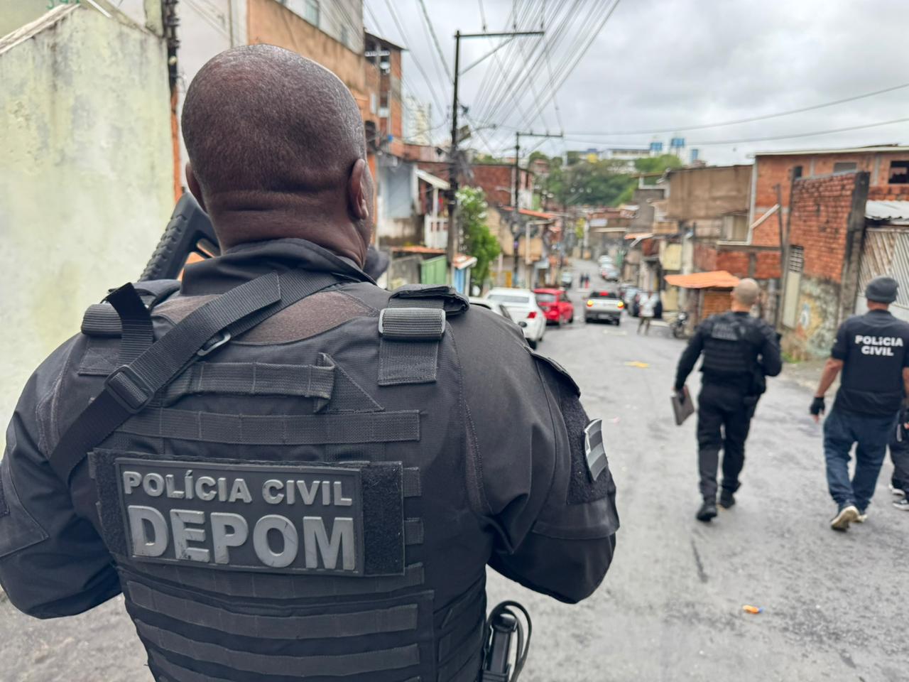 Polícia Civil prende homem por comércio ilegal de medicamentos controlados em Salvador