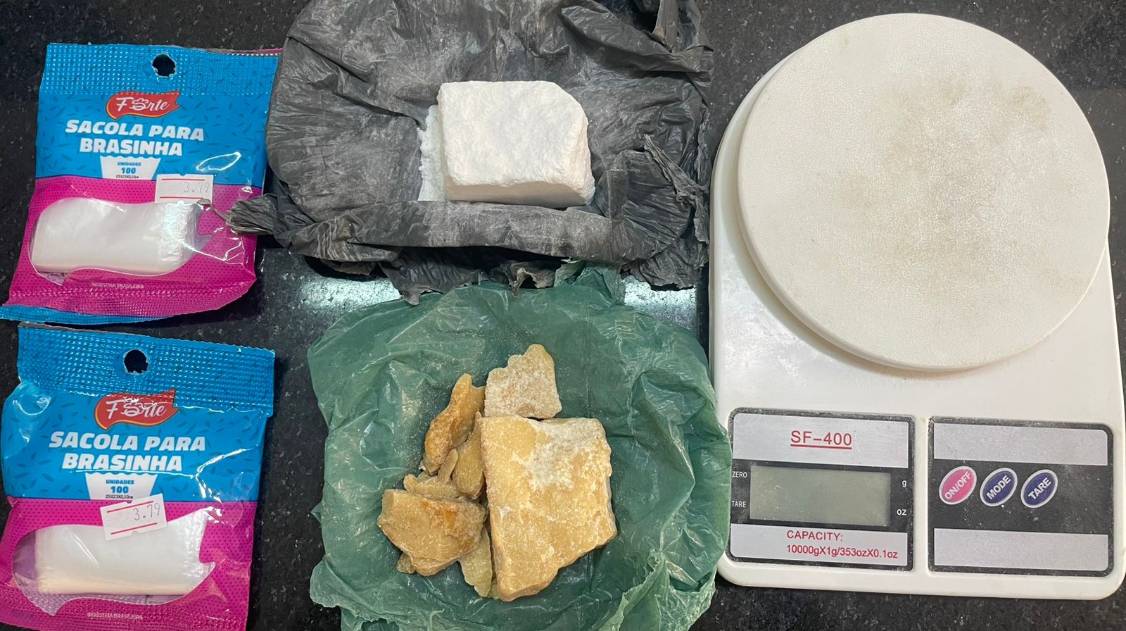 PMBA apreende drogas no bairro Juca Rosa em Eunápolis