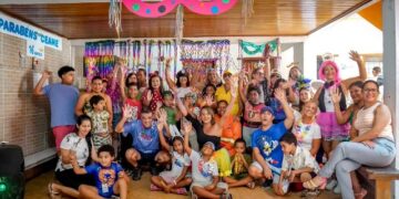 Carnaval da Inclusão anima alunos e famílias no Ceame