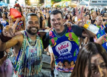 5º dia de pipoco no Carnaval de Porto Seguro: Tuca Fernandes, Parangolé e o bloco Não é Não fizeram história