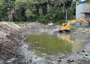 Serviços de limpeza no Mangueiro da Santa são intensificados com objetivo de resolver alagamentos na Estrada da Balsa