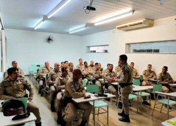 Polícia Militar capacita efetivo da 87ª CIPM para uso do novo kit de APH de Combate em Teixeira de Freitas