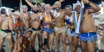 Os Fraldas: 50 anos de zoeira organizada no Carnaval de Porto Seguro