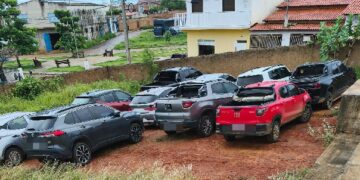 Operação Rodovia Segura recupera 11 veículos roubados e prende oito investigados no sudoeste da Bahia