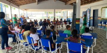 Educação ambiental mobiliza estudantes em Queimados