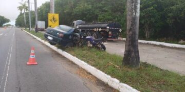 PRF flagra motocicleta com identificação totalmente raspada na BR-324, em Amélia Rodrigues (BA)