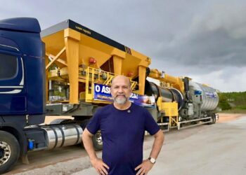 Eunápolis é agora a 1ª cidade do Extremo Sul a contar com usina própria de asfalto